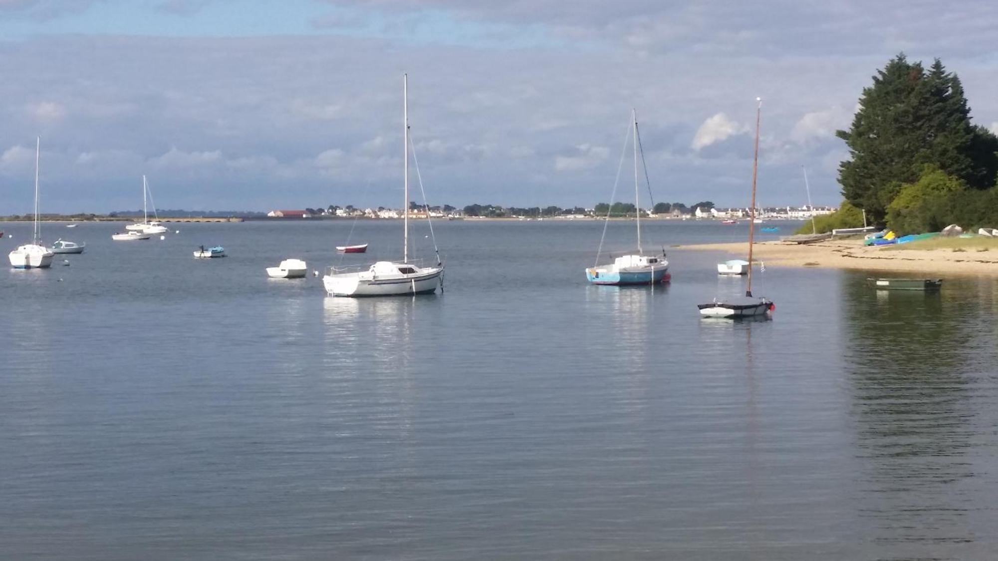 Location Saisonniere Pres De La Mer Avec Rooftop Riantec Esterno foto